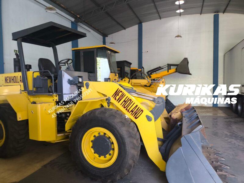 Pá New Holland 12B ano 2008 - REVISADA