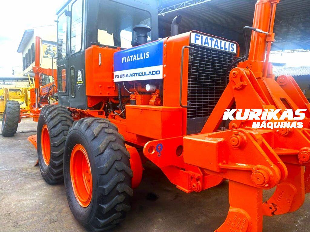 Motoniveladora Fiat Allis FG85A ano 1992 usada