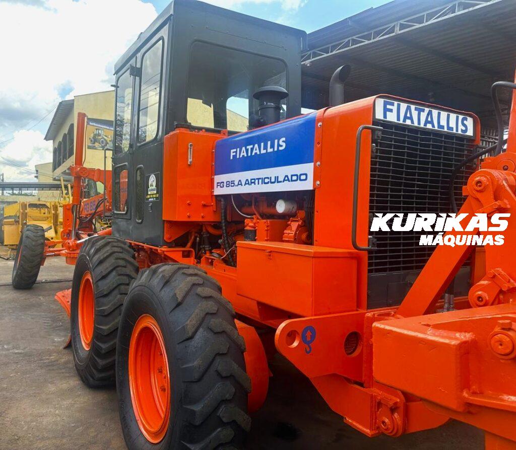 Motoniveladora Fiat Allis FG85A ano 1992 usada
