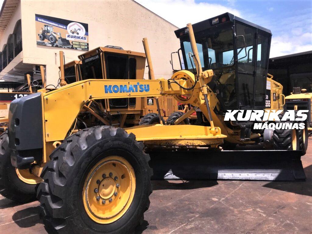Motoniveladora Patrol Komatsu GD55 ano 2010