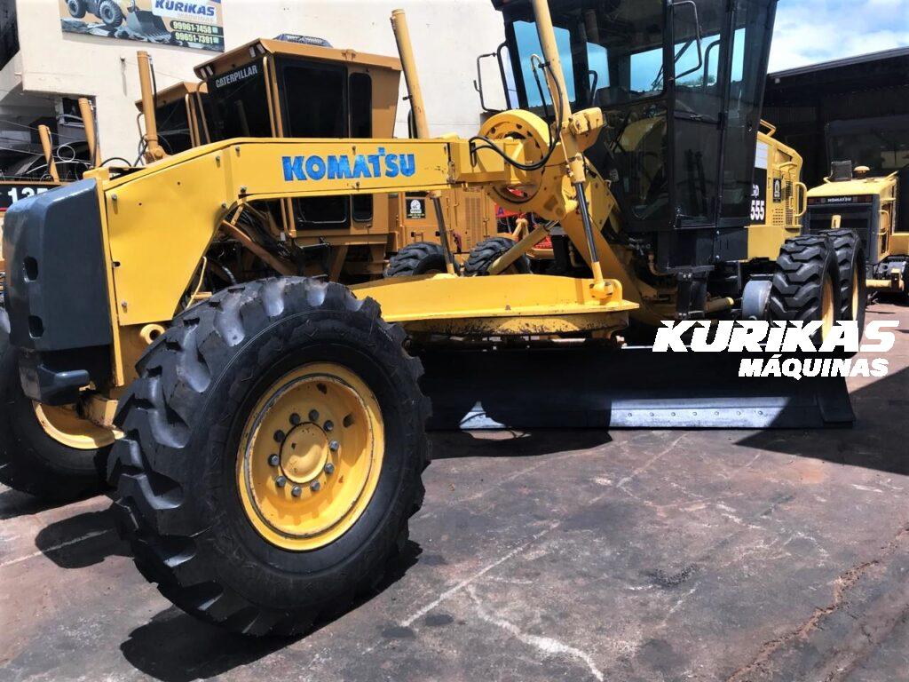 Motoniveladora Patrol Komatsu GD55 ano 2010