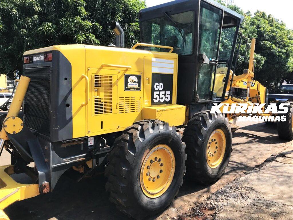 Motoniveladora Patrol Komatsu GD55 ano 2010